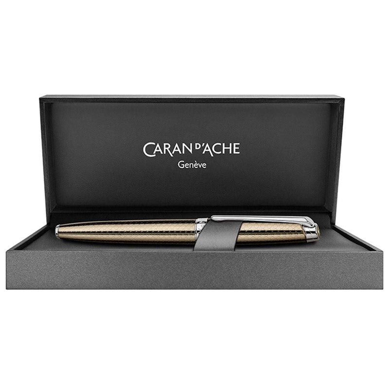 Caran d'Ache, Fountain Pen, Léman, Caviar-6